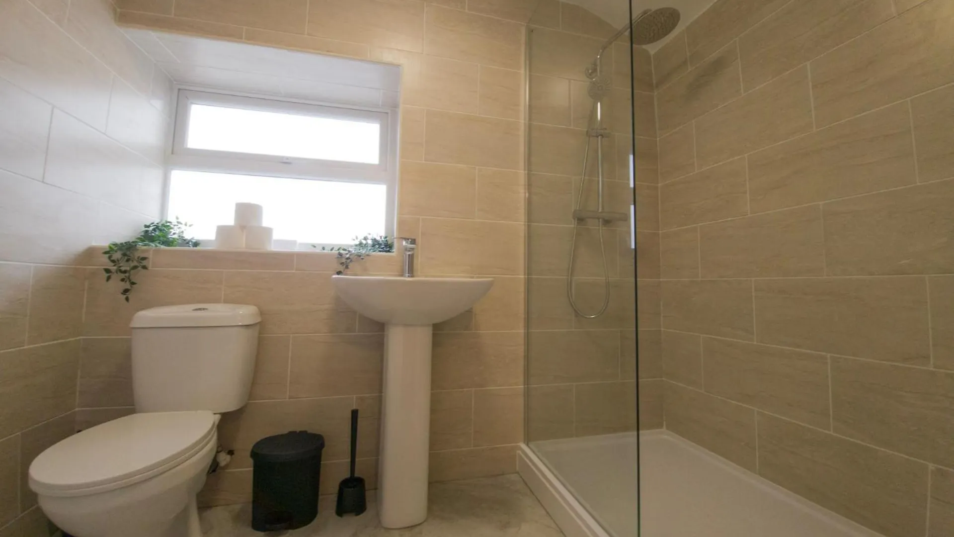 Super Convenient Keyless Entry Two Bedroom Loft By Property Promise Cardiff 0*,  Birleşik Krallık
