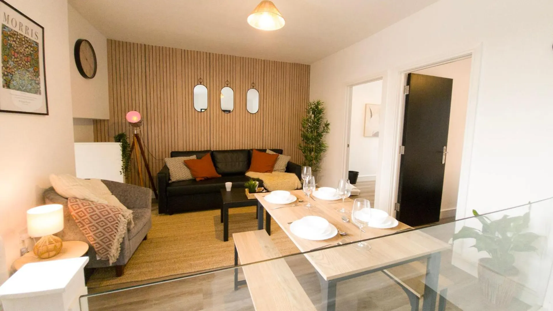Apartment Super Convenient Keyless Entry Two Bedroom Loft By Property Promise Cardiff