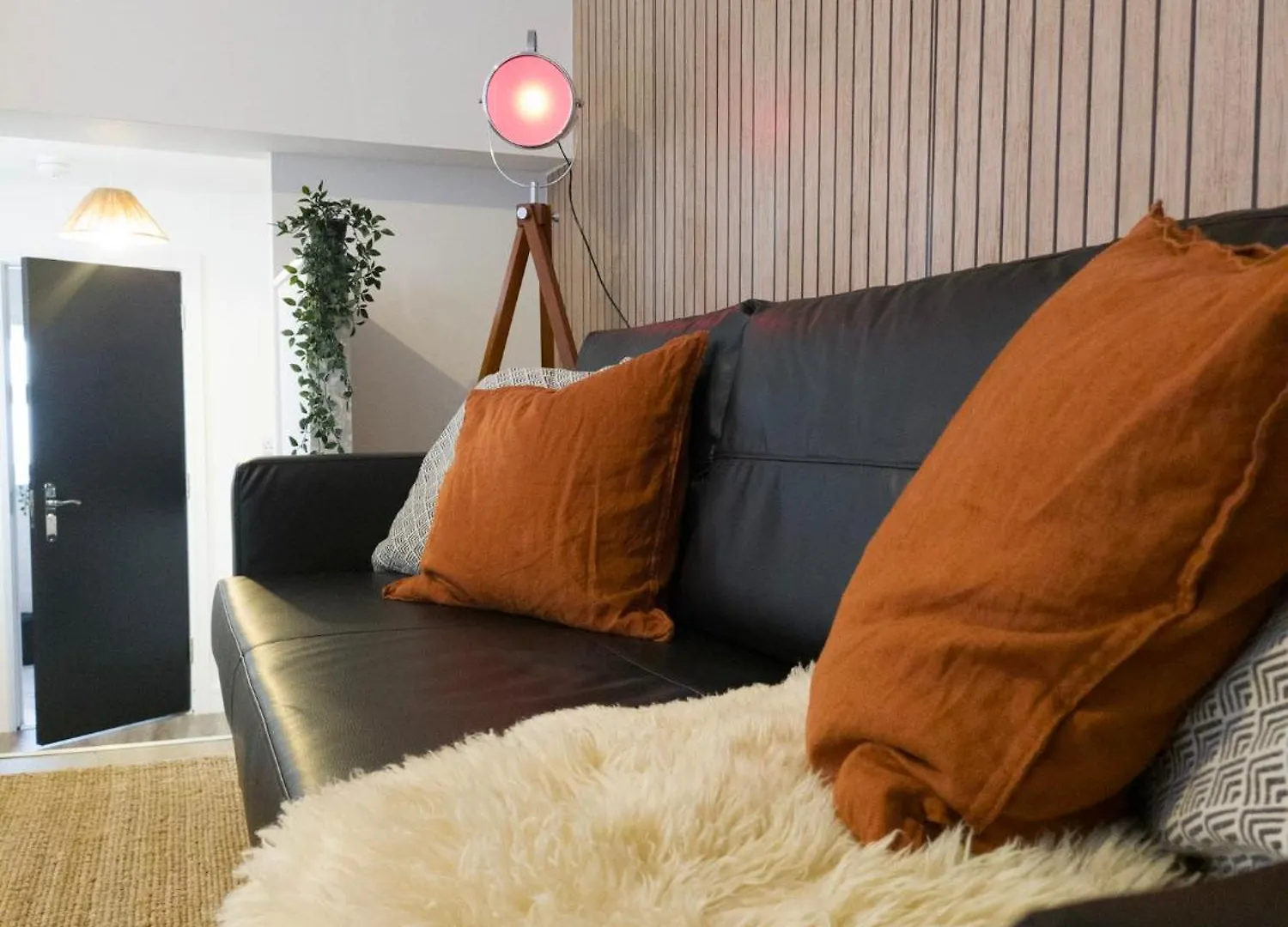 Super Convenient Keyless Entry Two Bedroom Loft By Property Promise Cardiff 0*,  United Kingdom